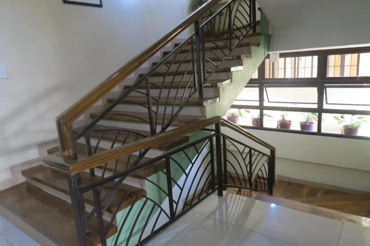 Makabata Guesthouse Manila